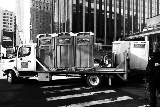 Portable Toilet Options We Offer in Lindsay, OK
